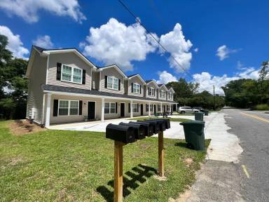 Main picture of 309 Broad St