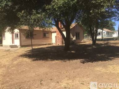 Main picture of 4830 Virginia Ave