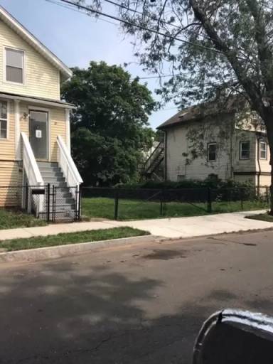 Main picture of 79 Pardee St