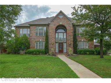 Main picture of 402 Thistle Ct