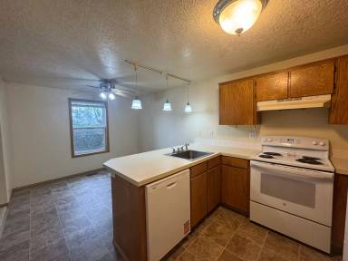 Main picture of 10324 SE Division St