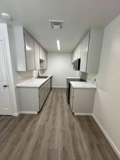 Main picture of 3562 Glenville Ct