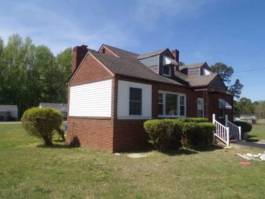 Main picture of 2874 County Dr