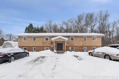 Main picture of 1297 32nd St