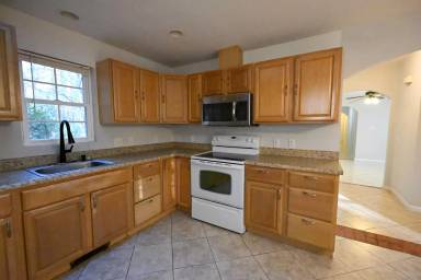 Main picture of 7122 Ramblewood Dr