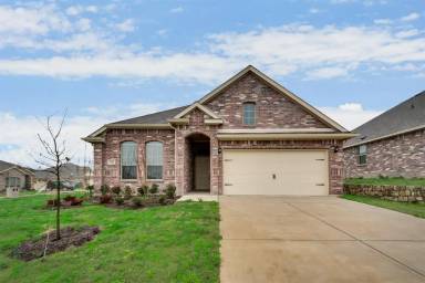 Main picture of 220 Clark Dr