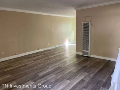 Main picture of Huntington Clay Apartments