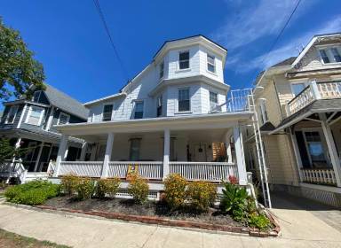 Main picture of 45 Embury Ave