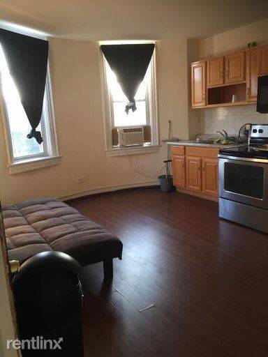 Main picture of 1720 Adams St
