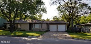 Main picture of 4740 Trail Lake Dr