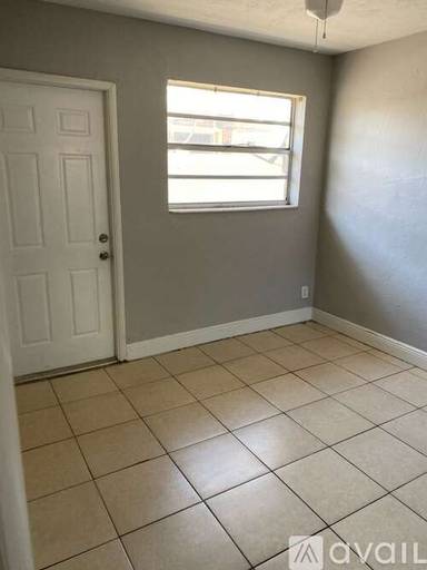 Main picture of 2315 Farragut St