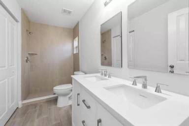 Main picture of 1132 11th St