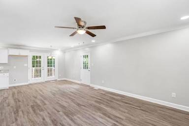 Main picture of 4120 Elmyra Dr