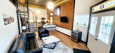 Main picture of 1138 Pacific St