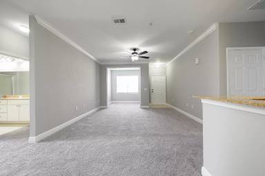 Main picture of 1300 Eastern Pecan Pl