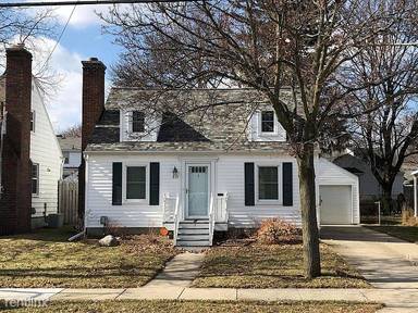 Main picture of 815 Merrill St