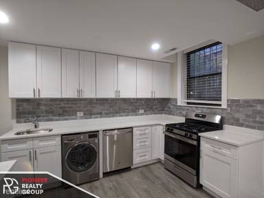 Main picture of 2535-37 N Seminary Ave & 1054-56 W Lill Ave