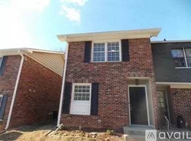 Main picture of 2040 Kings Gate Cir