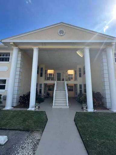 Main picture of 177 Grove Isle Cir