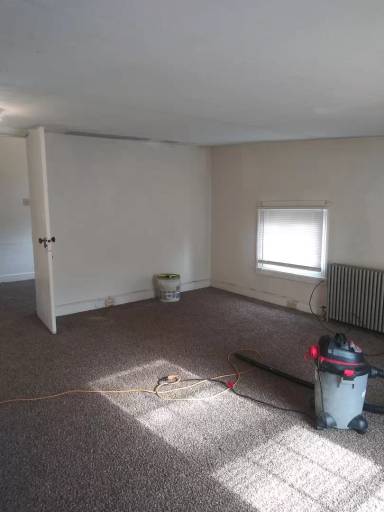 Main picture of 126 Walnut St