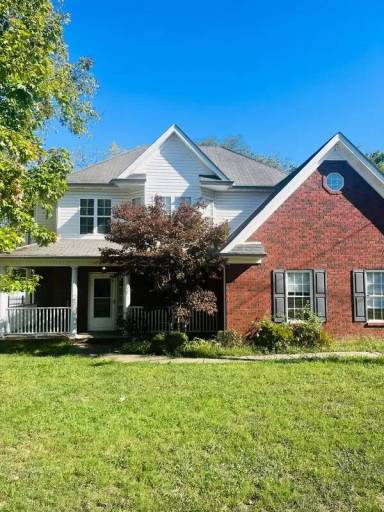 Main picture of 800 General Barksdale Dr