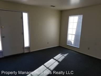 Main picture of 1303 S Coffman St