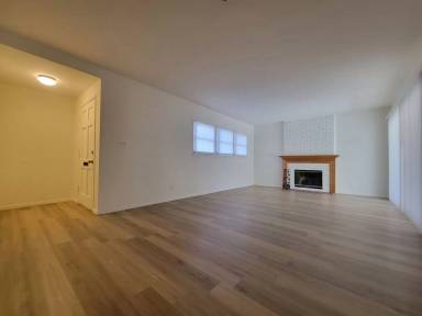 Main picture of 7118 Irondale Ave