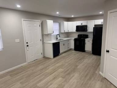 Main picture of 1514 Delbert Rd