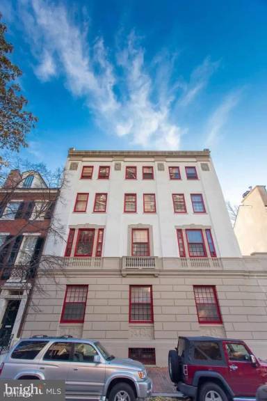 Main picture of 532 Spruce St