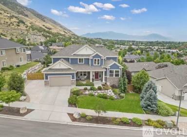 Main picture of 622 N Ridge Dr
