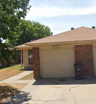 Main picture of 3715 Hulen Park Cir