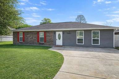 Main picture of 7441 Quorum Dr
