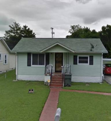 Main picture of 2802 Curtis St