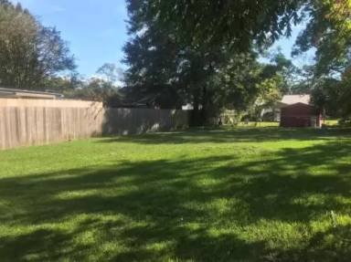 Main picture of 221 W Hale St