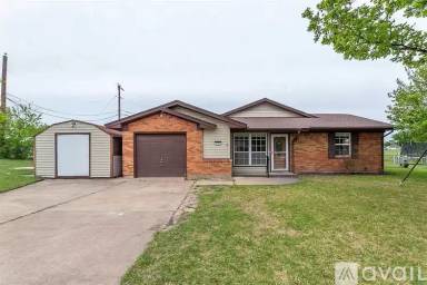 Main picture of 624 Desco Dr