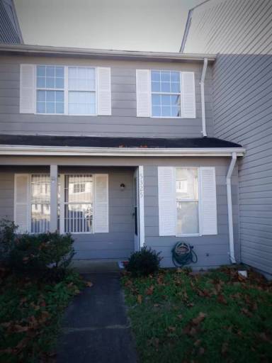 Main picture of 5323 Grand Lake Cres
