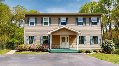 Main picture of 33 Chapel Hill Church Rd