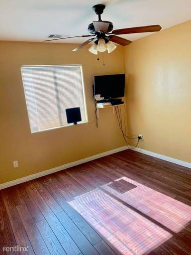 Main picture of 2617 Paradise Point Pl