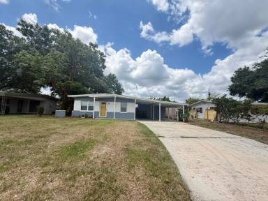 Main picture of 3612 Surrey Dr