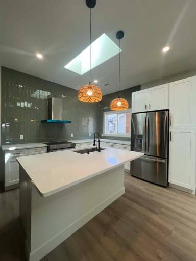 Main picture of 1085 Irving St