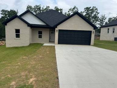 Main picture of 503 Madeleine Cir