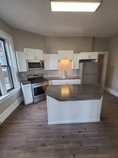 Main picture of 4901 Friendship Ave