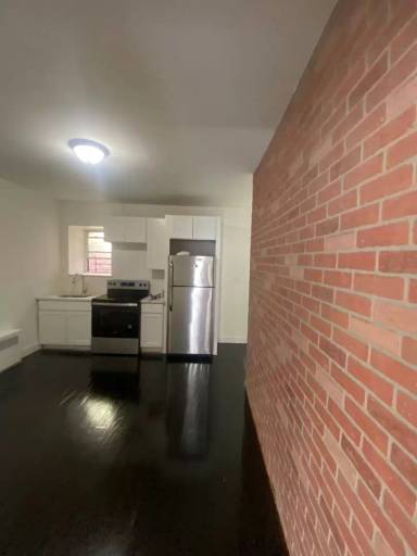 Main picture of 2338 Webster Ave
