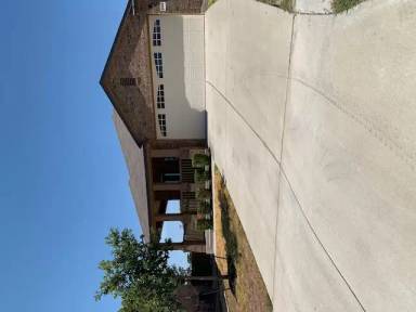 Main picture of 5400 Katy Creek Ln