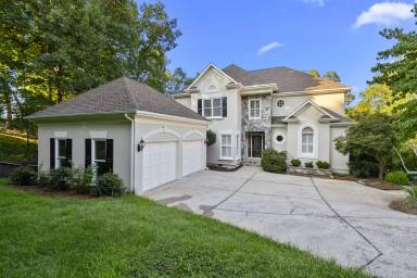 Main picture of 16201 Crest Cove Rd