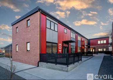 Main picture of 401 W 3rd St