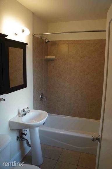 Main picture of 1403 W Highland Ave