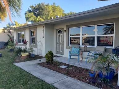 Main picture of 9476 Saddlebrook Dr