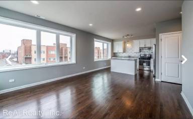 Main picture of 2606 S Halsted St