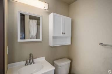 Main picture of 4735 21st Ave NE